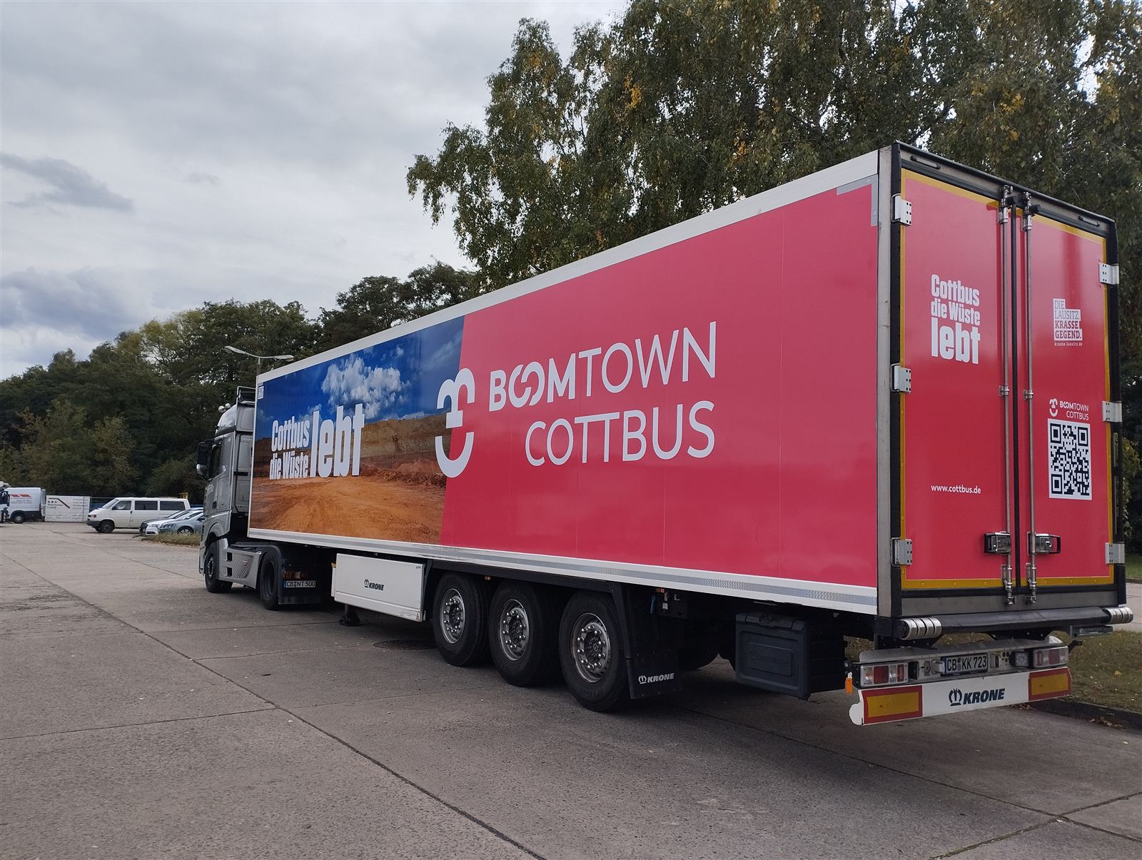 BOOMTOWN Cottbus – LKW-Beklebung