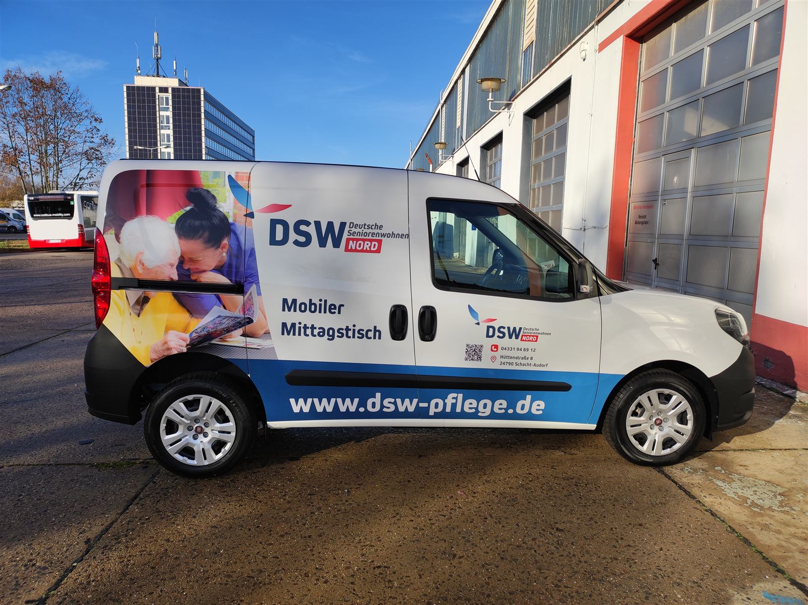 DSW Deutsche Seniorenwohnen – Transporter-Vollfolierung