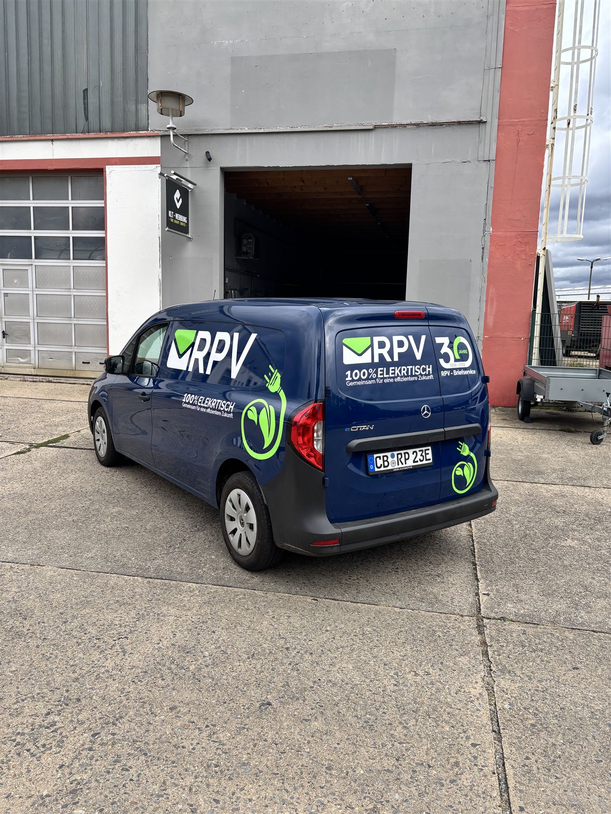 RPV – Elektrofahrzeug-Beschriftung