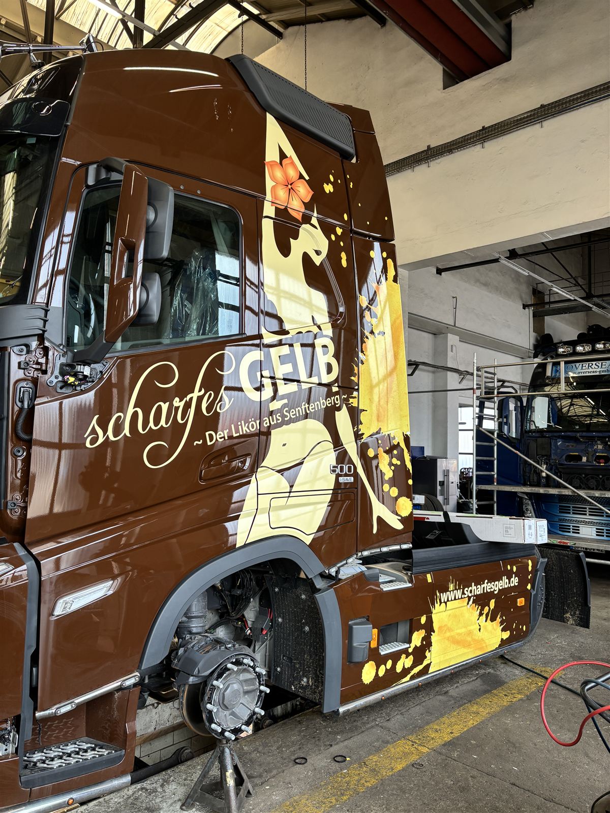 Scharfes Gelb – weitere Ansicht