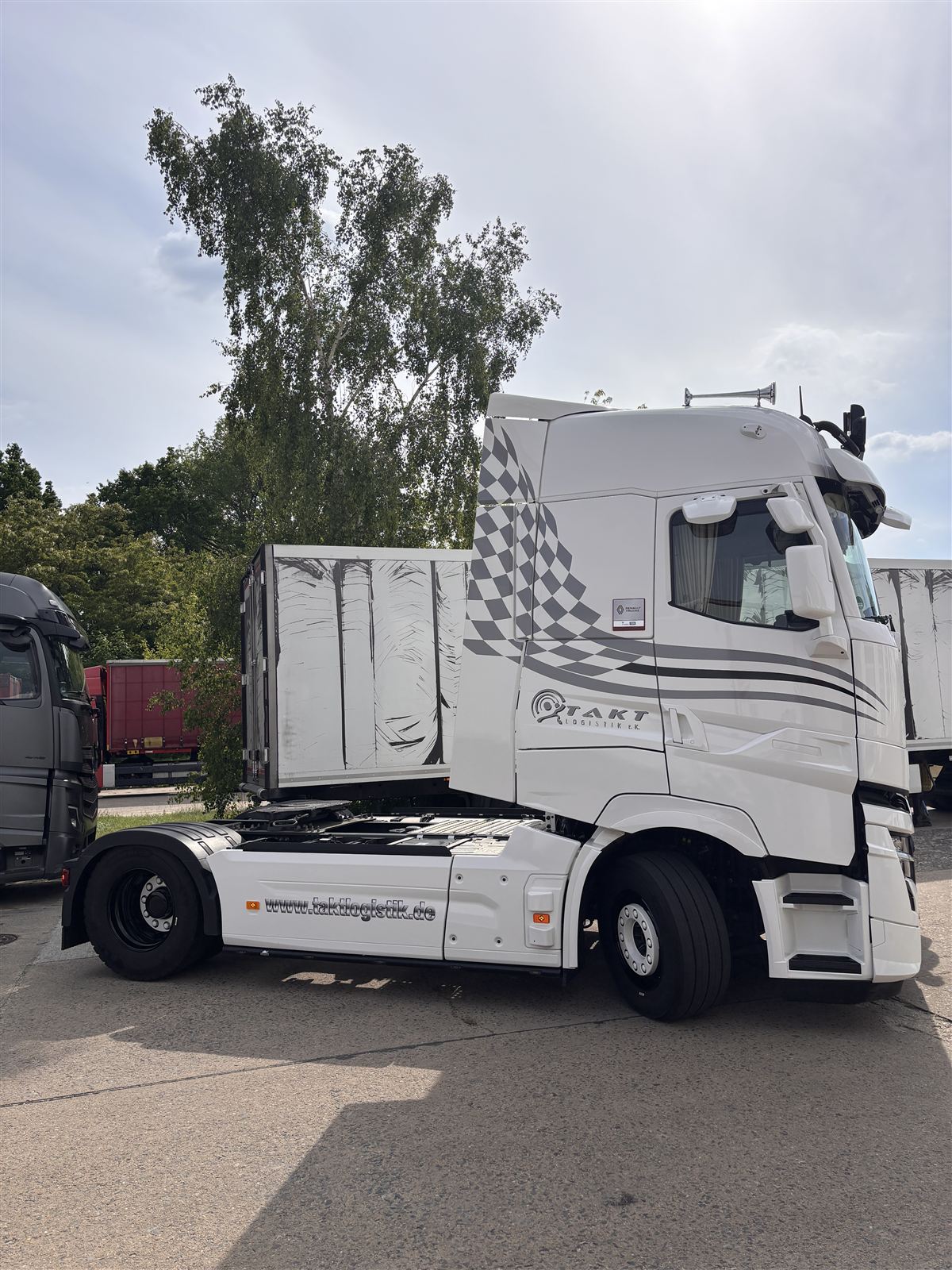 Takt Logistik – LKW-Beschriftung